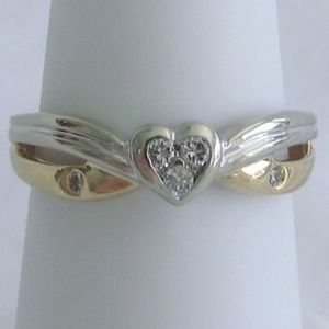 1/10 CTW Diamond Heart Ring 14K Gold!